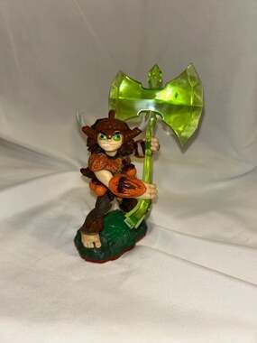 Skylanders Trap Team Bushwhack Trap Master Figure